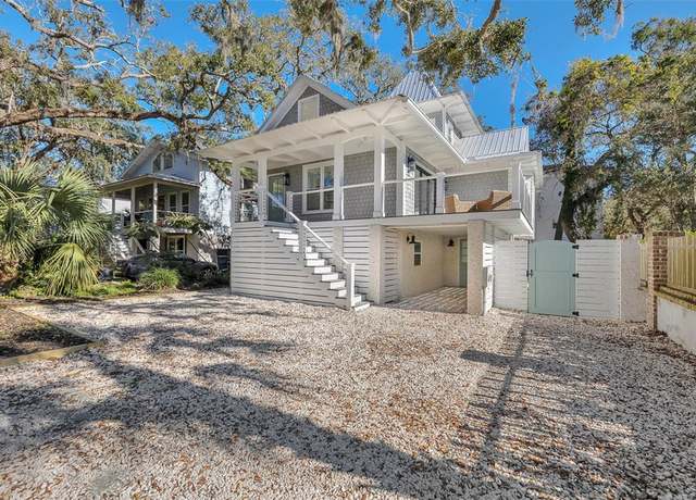 Property at 108 Hamilton St, St Simons Island, GA 31522, 4 beds, 4 baths