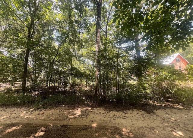 Property at 761 Addie's Alley Ln, Jesup, GA 31545
