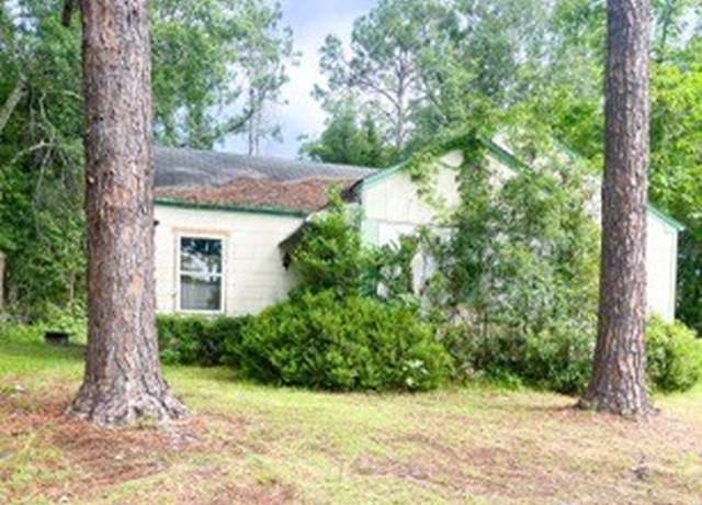 Property at 2013 El Josa St, Waycross, GA 31501, 3 beds, 1 bath