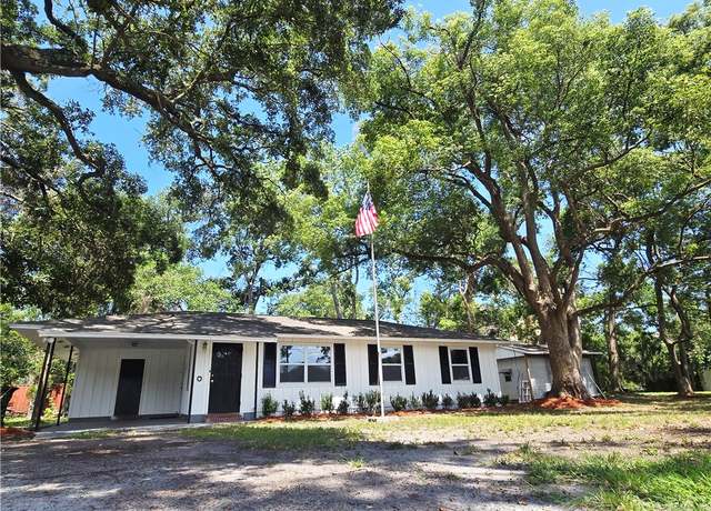Property at 554 Blythe Island Dr, Brunswick, GA 31523, 3 beds, 1 bath