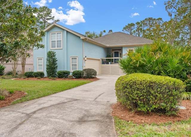 Property at 23 W Lake Dr, St Simons Island, GA 31522, 4 beds, 3 baths