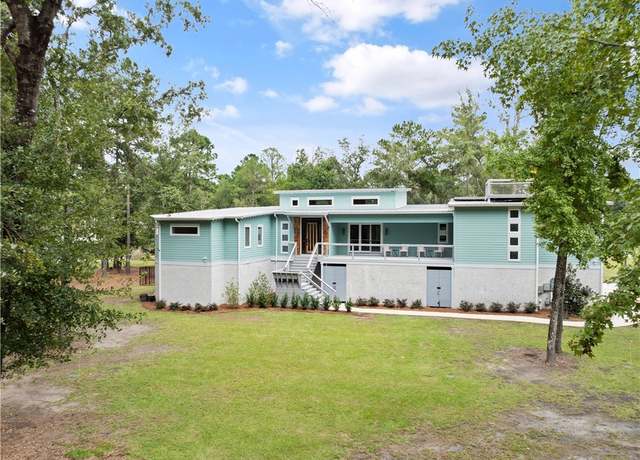 Property at 5406 Old Jesup Rd, Brunswick, GA 31525, 3 beds, 3.5 baths