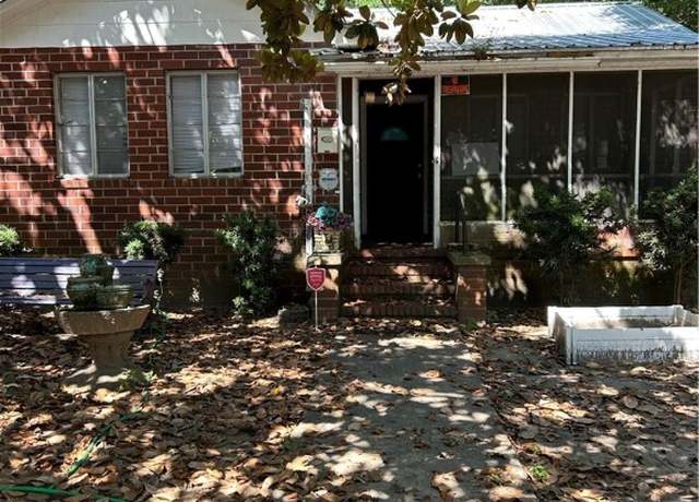 Property at 2119 Reynolds St, Brunswick, GA 31520, 2 beds, 1 bath