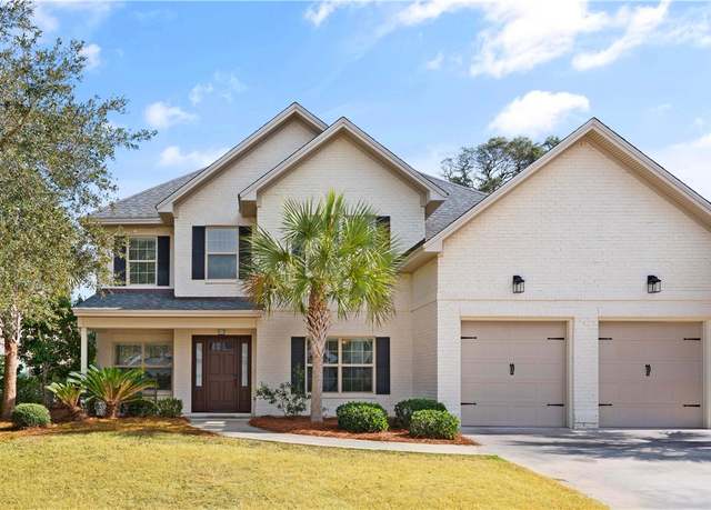 Property at 165 Country Club Dr, St Simons Island, GA 31522, 4 beds, 3.5 baths