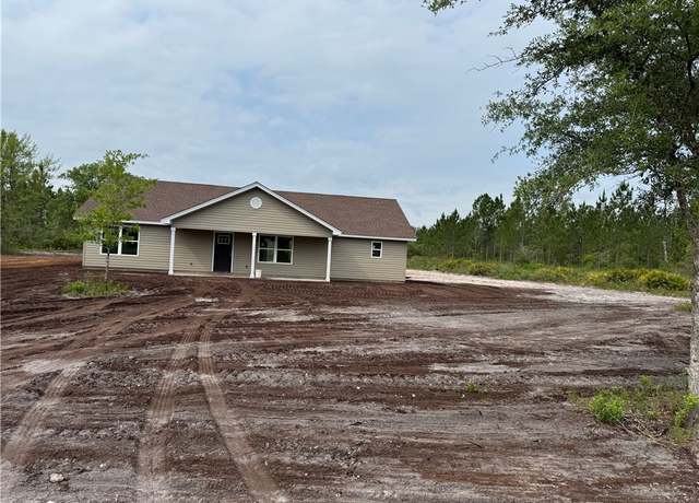 Property at 17548 Post Rd S, Waynesville, GA 31566, 3 beds, 2 baths