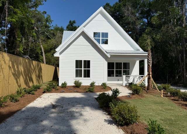 Property at 117 Quamley Wells Dr, St Simons Island, GA 31522, 4 beds, 3.5 baths