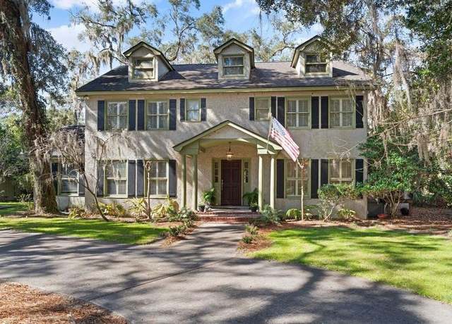 Property at 413 Mimosa Dr, St Simons Island, GA 31522, 3 beds, 3.5 baths