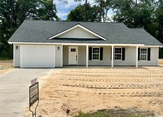 Property at 6215 Fox Run Cir, Blackshear, GA 31516, 3 beds, 2 baths