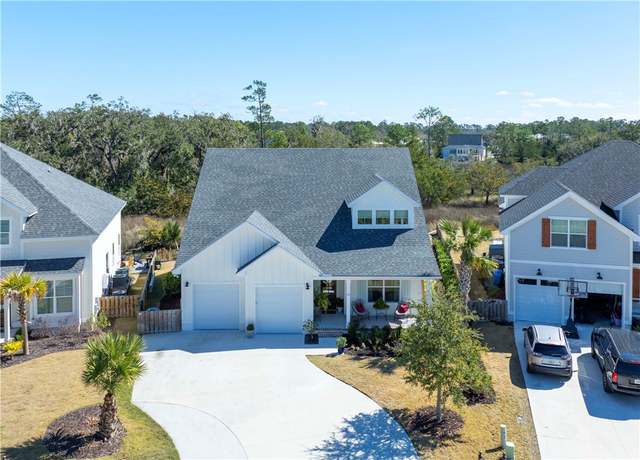 Property at 131 E Commons Dr, St Simons Island, GA 31522, 4 beds, 3.5 baths