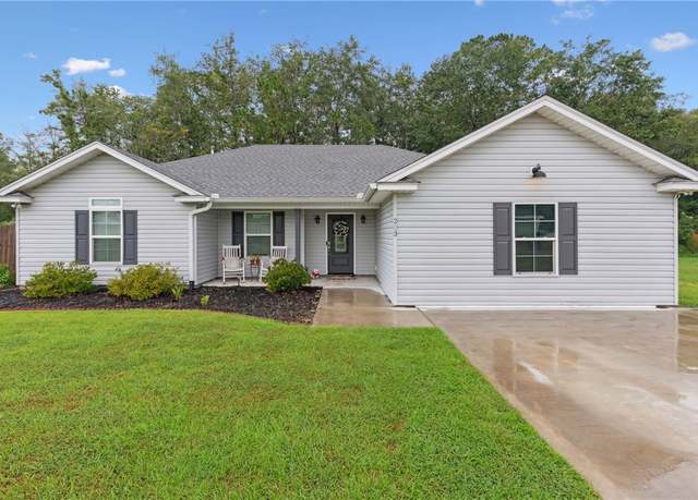 Property at 203 Green Cove Dr, Brunswick, GA 31525, 4 beds, 3 baths