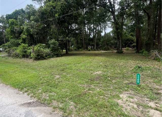 Property at 1144 Cypress St SE, Darien, GA 31305