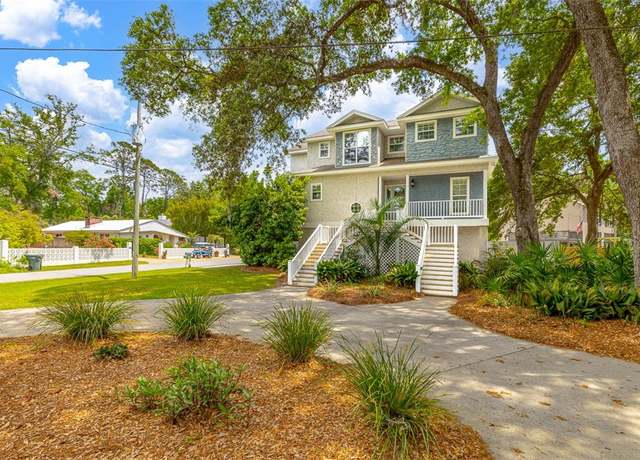Property at 200 Colgana Way, St Simons Island, GA 31522, 3 beds, 3 baths