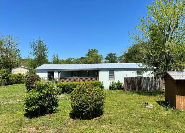 Property at 102 Watermelon Dr, Brunswick, GA 31525, 3 beds, 3 baths