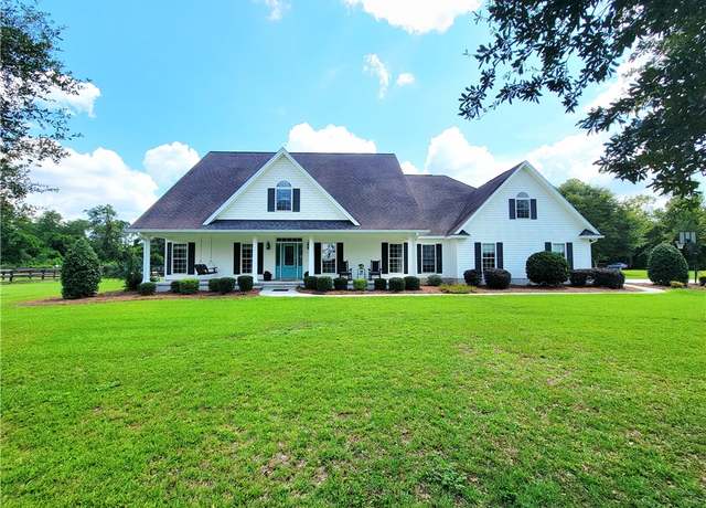 Property at 2171 Ware St, Blackshear, GA 31516, 3 beds, 3.5 baths