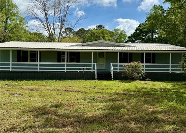 Property at 8208 New Jesup Hwy, Brunswick, GA 31523, 3 beds, 2 baths