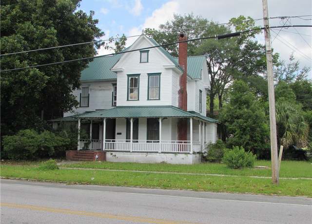 Property at 306 Lee Ave, Waycross, GA 31501, 5 beds, 2 baths