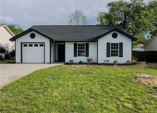 Property at 171 Zachary Dr, Brunswick, GA 31525, 3 beds, 2 baths