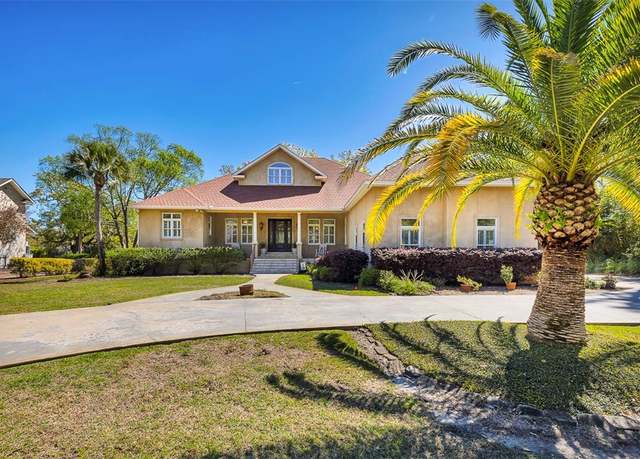Property at 162 Harbor Point Dr, Brunswick, GA 31523, 5 beds, 5 baths