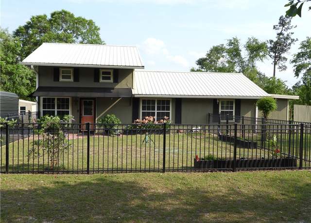 Property at 7461 Blue Lake Cir, Blackshear, GA 31516, 2 beds, 2 baths