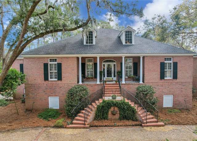 Property at 112 Jones Creek Dr, St Simons Island, GA 31522, 4 beds, 4 baths