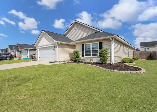 Property at 210 Roswell Dr E, Brunswick, GA 31525, 4 beds, 2 baths