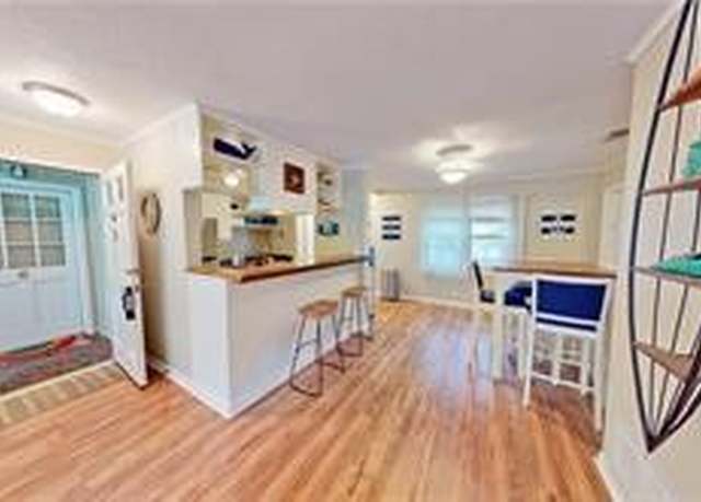 Property at 800 Mallery St #3, St Simons Island, GA 31522, 2 beds, 2 baths