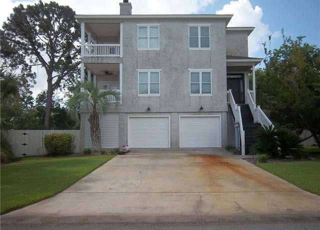 Property at 100 Lanier Island Cir, Brunswick, GA 31520, 3 beds, 2.5 baths