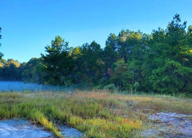 Property at 06 Alton Cir, Waycross, GA 31501