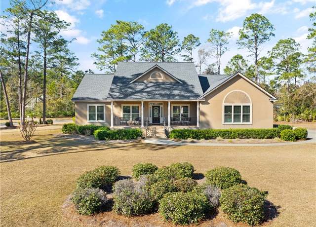 Property at 125 Foxcreek Blvd, Brunswick, GA 31523, 4 beds, 3.5 baths