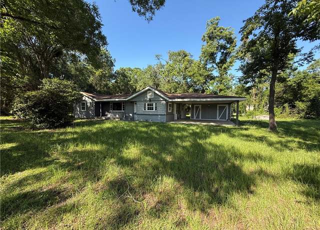 Property at 4427 Pine Valley Rd, Waycross, GA 31503, 3 beds, 2 baths