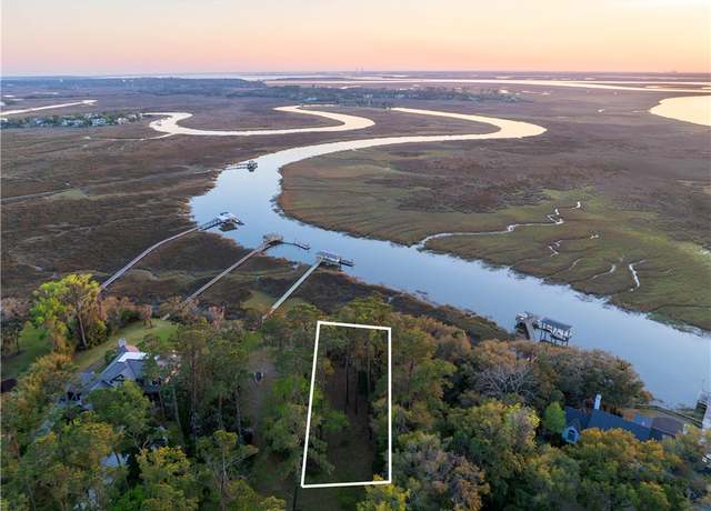 Property at 376 Major Wright Rd, St Simons Island, GA 31522