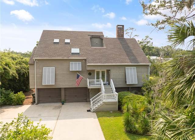 Property at 207 Military Rd, St Simons Island, GA 31522, 4 beds, 3.5 baths