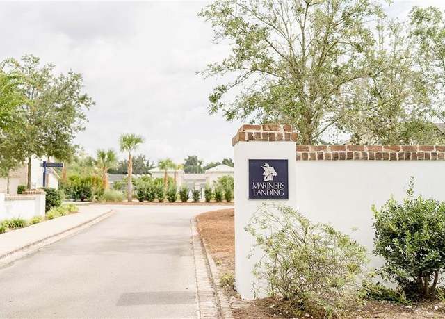 Property at 305 Mariners Cir, St Simons Island, GA 31522, 3 beds, 2.5 baths