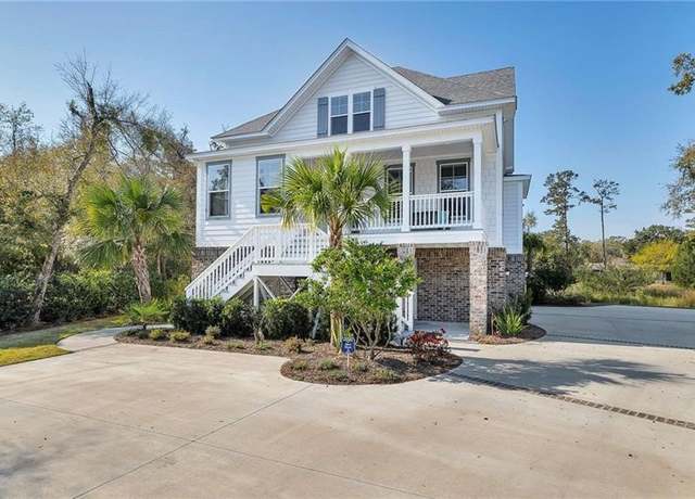 Property at 121 Killgriffe St, St Simons Island, GA 31522, 4 beds, 5 baths