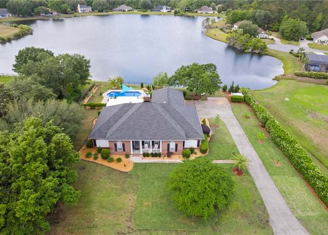 Property at 126 Chinquapin Dr, Brunswick, GA 31523, 3 beds, 2 baths