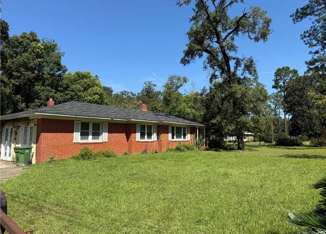 Property at 524 Old Waynesville Rd, Jesup, GA 31546, 4 beds, 3 baths