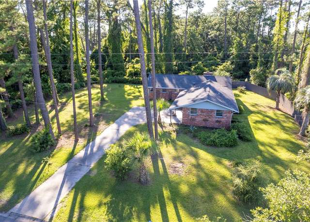 Property at 200 Satilla Dr, Brunswick, GA 31523, 4 beds, 3 baths