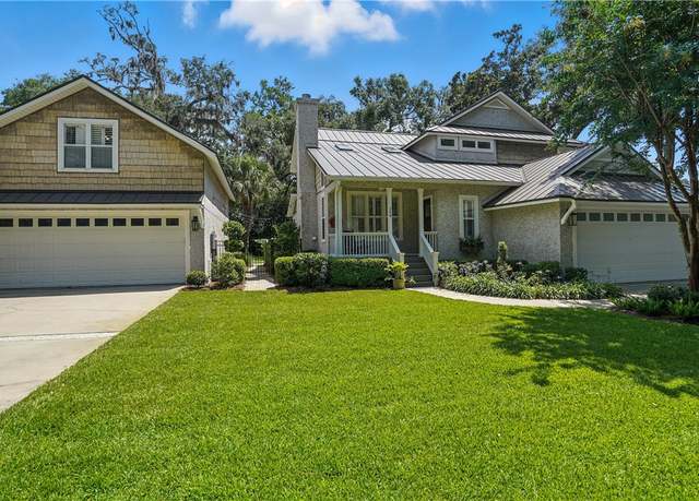Property at 206-208 Youngwood Dr, St Simons Island, GA 31522, 6 beds, 5.5 baths