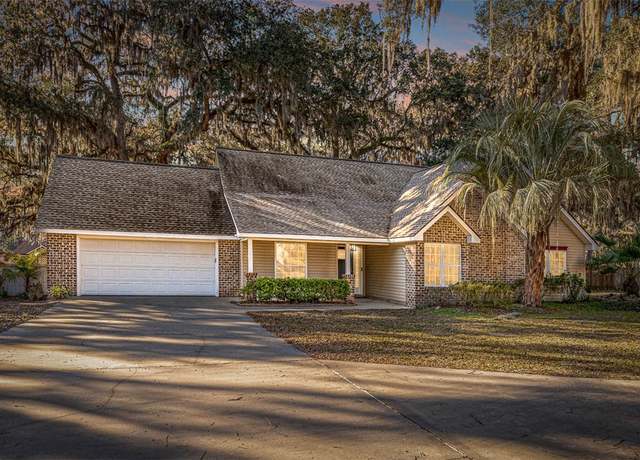 Property at 1226 Sapelo Cir, Darien, GA 31305, 4 beds, 3 baths