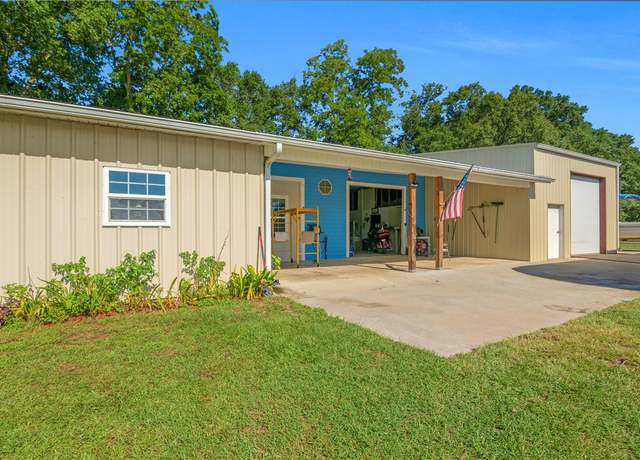 Property at 3202 Wards Church Rd, Blackshear, GA 31516, 1 bed, 1 bath