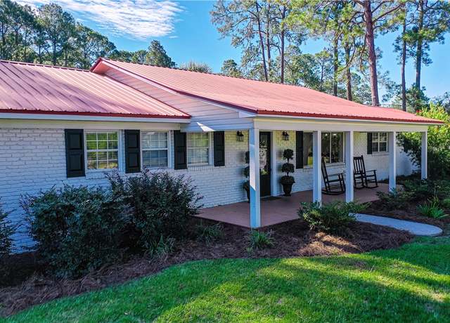 Property at 5725 Industrial Blvd, Patterson, GA 31557, 4 beds, 2 baths