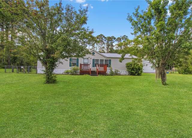 Property at 1092 NE Polson Cir, Shellman Bluff, GA 31331, 3 beds, 2 baths