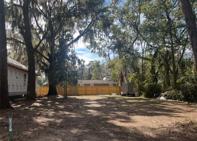 Property at 1103 E Broad St, Darien, GA 31305