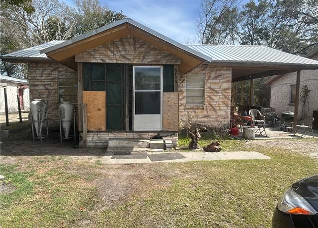 Property at 3404 Lee St, Brunswick, GA 31520, 3 beds, 2 baths