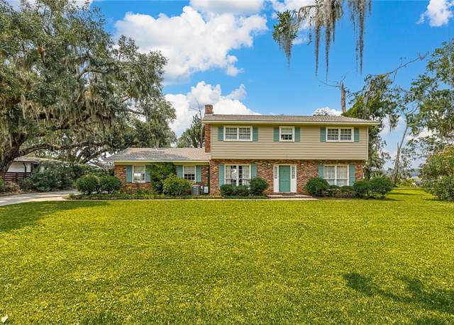 Property at 526 Old Mission Rd, Brunswick, GA 31525, 4 beds, 2.5 baths