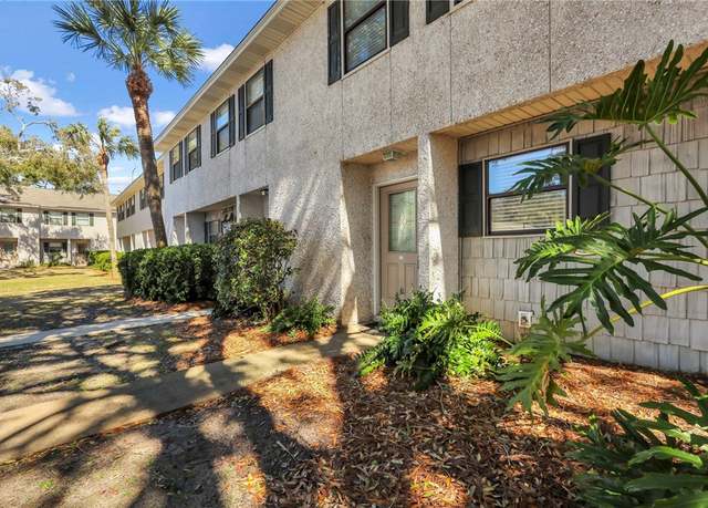 Property at 104 Courtyard Villas Unit C7, St Simons Island, GA 31522, 2 beds, 1.5 baths