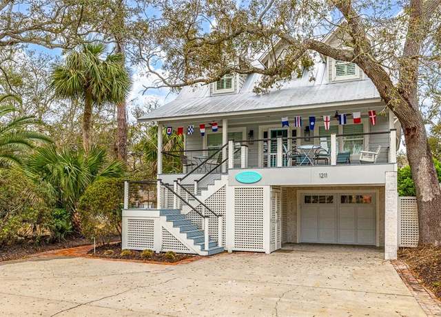 Property at 1211 Beachview Dr, St Simons Island, GA 31522, 4 beds, 3.5 baths