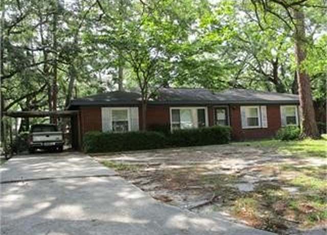 Property at 106 Fairman Ave, Brunswick, GA 31522, 3 beds, 2 baths