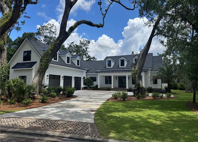 Property at 104 Point Ln, St Simons Island, GA 31522, 5 beds, 5.5 baths