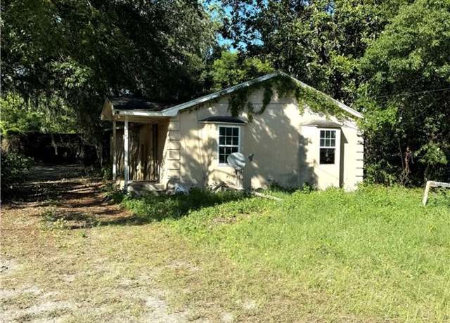 Property at 145 Knight Rd, Brunswick, GA 31525, 5 beds, 2 baths